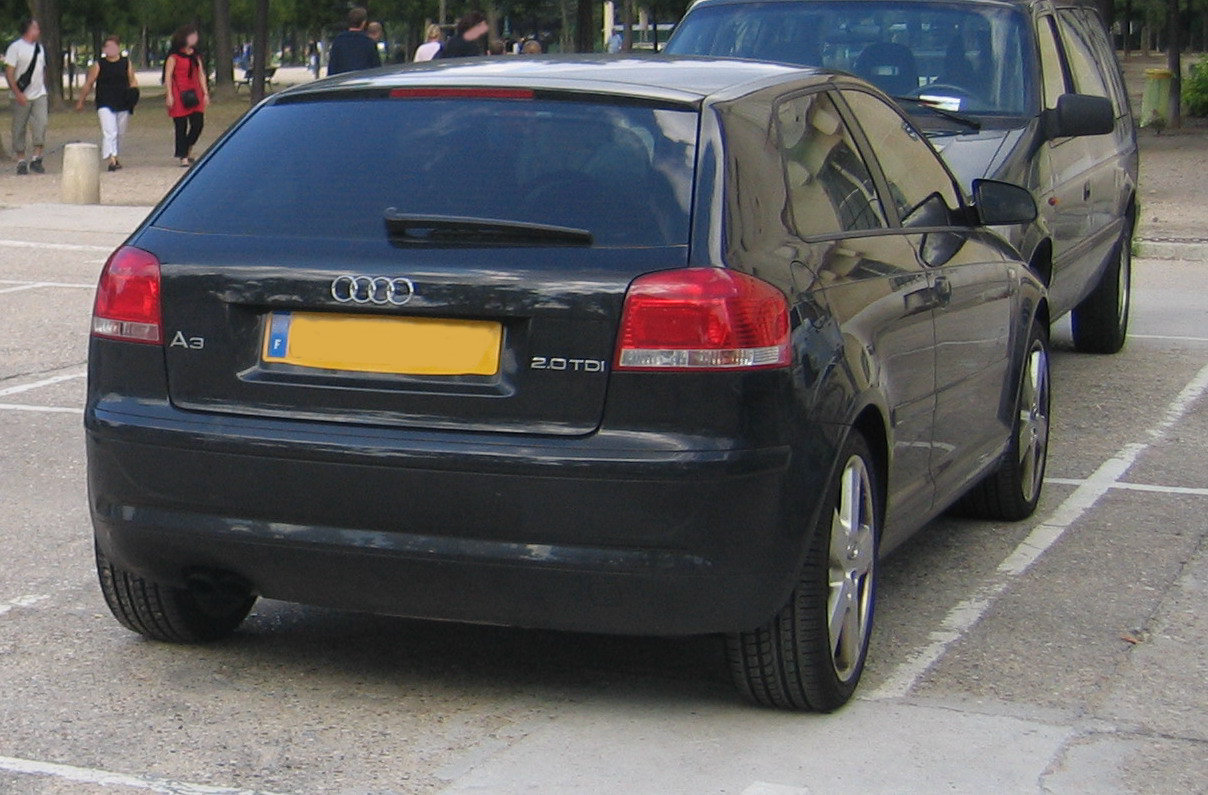 z AUDI A3 2 96
